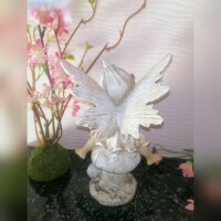 Elfe auf Pilz