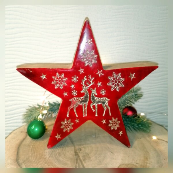 Holzstern Rot mit Hirschmotiv &ndash; Weihnachtsdeko zum Stellen